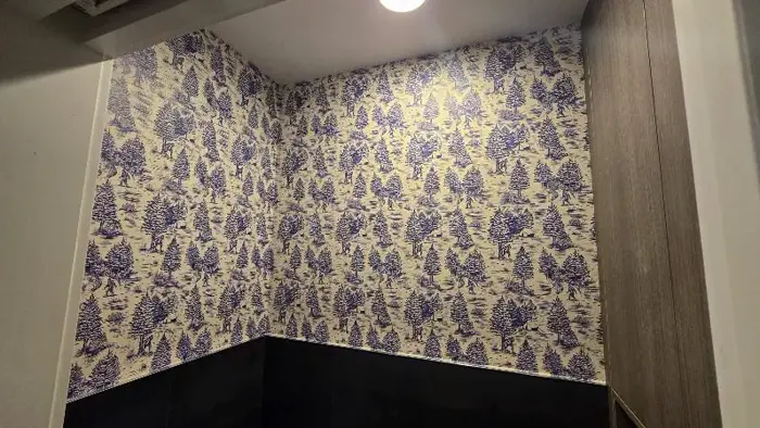 Commercial vinyl wallpaper