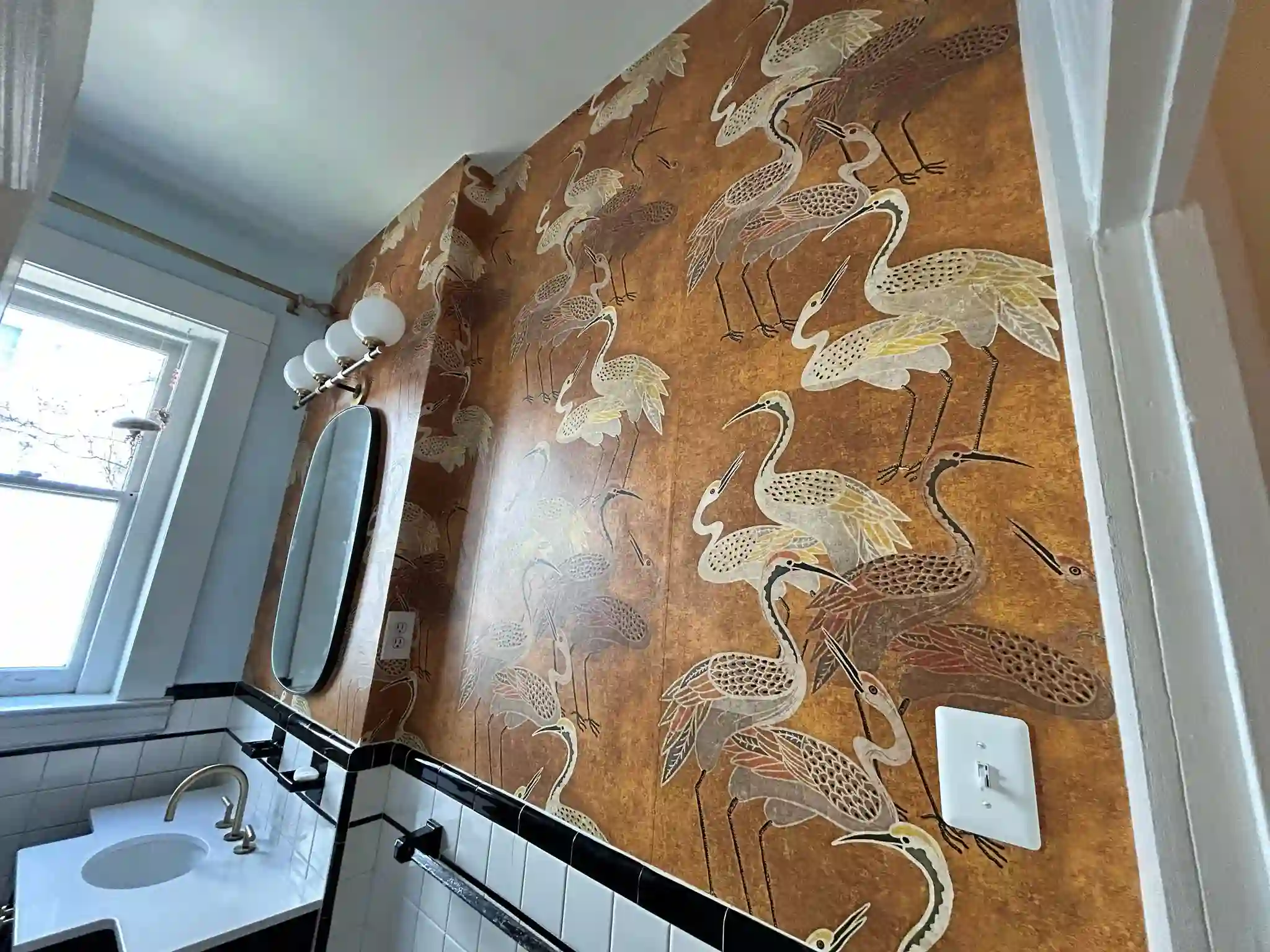 Wallpaper installation in Oakland